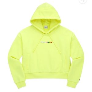 NWOT Teddy Fresh cropped hoodie